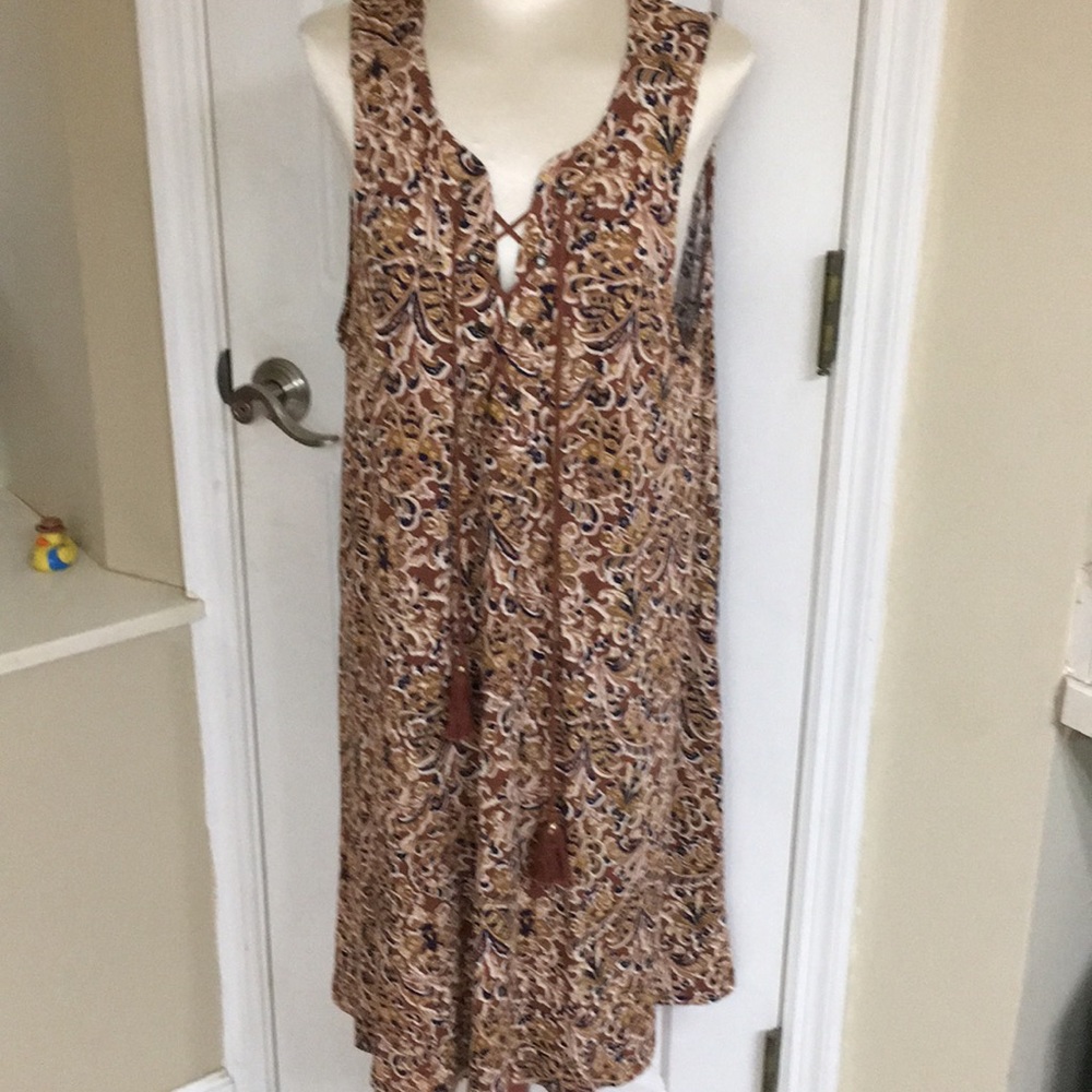 American Eagle Outfitters casual dress.